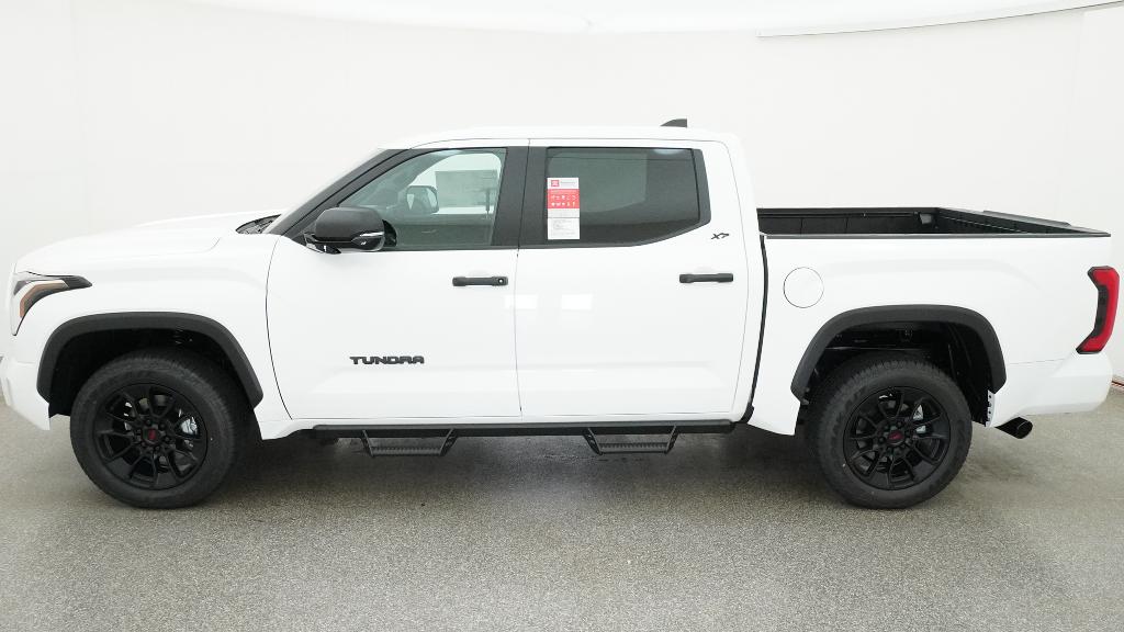 New 2026 Toyota Tundra SR5 SR5 CREWMAX 5.5