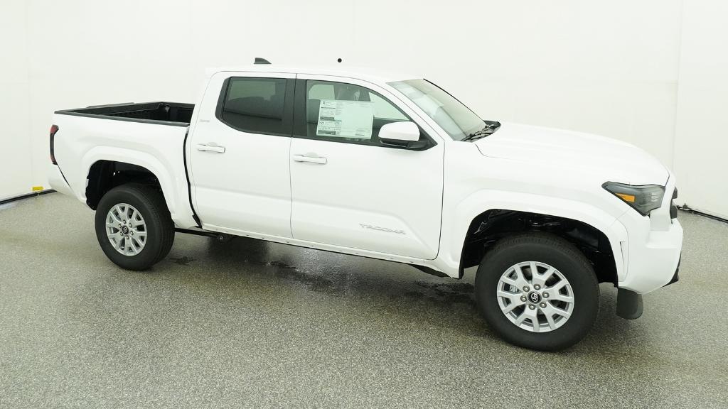2026 Toyota Tacoma SR5 - Photo 6