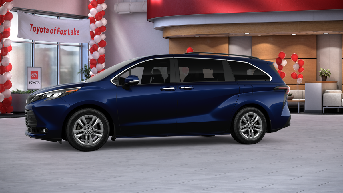 New 2026 Toyota Sienna XLE 7 PASSENGER