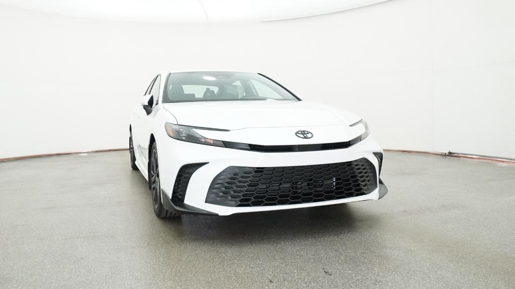 2026 Toyota Camry SE - Photo 11