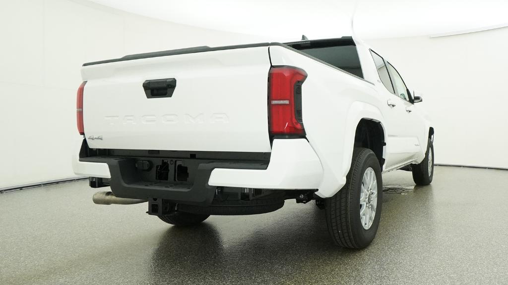 2026 Toyota Tacoma SR5 - Photo 22