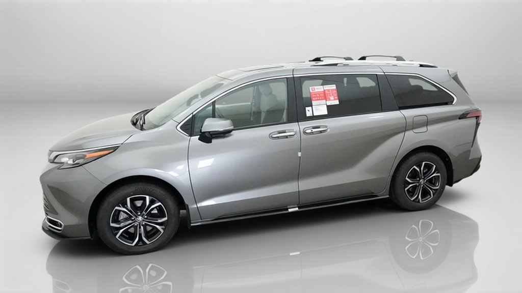 New 2026 Toyota Sienna Platinum 7 PASSENGER