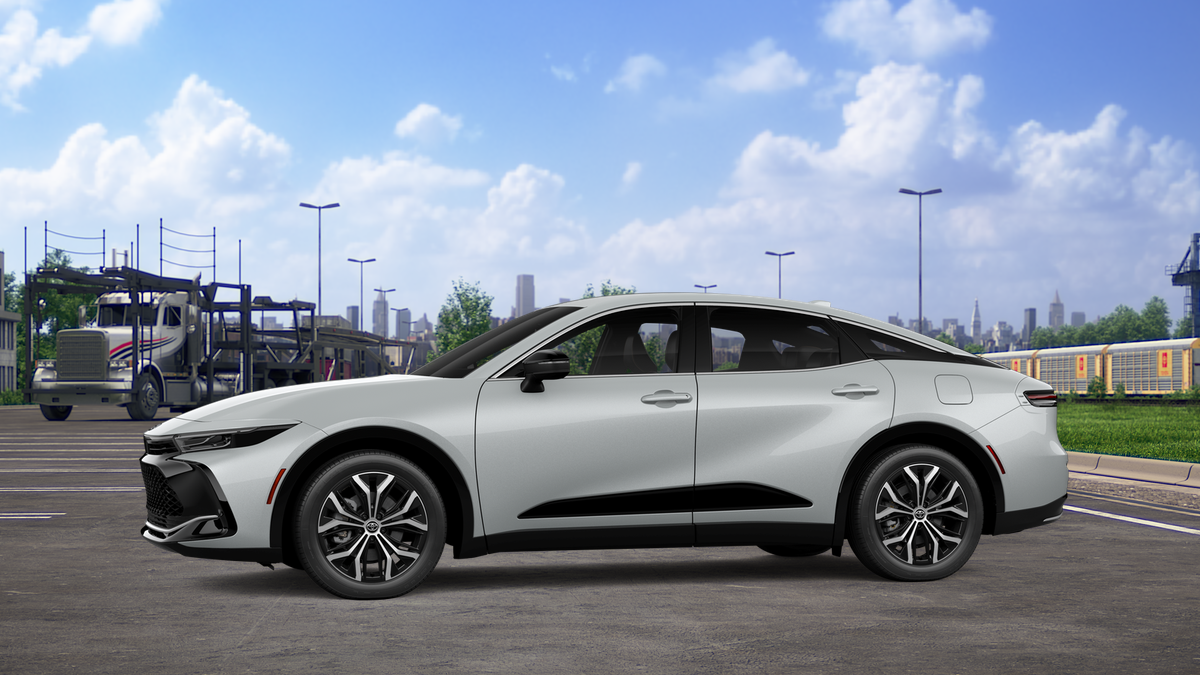 New 2027 Toyota Crown XLE XLE
