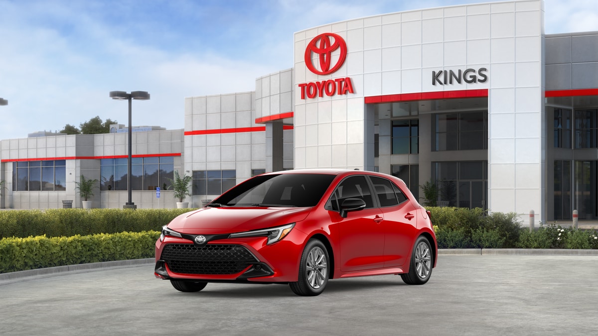 2027 Toyota Corolla Hatchback SE