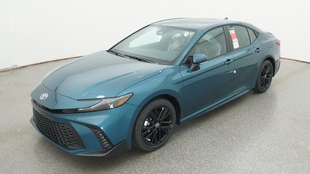 Used 2026 Toyota Camry SE Sedan