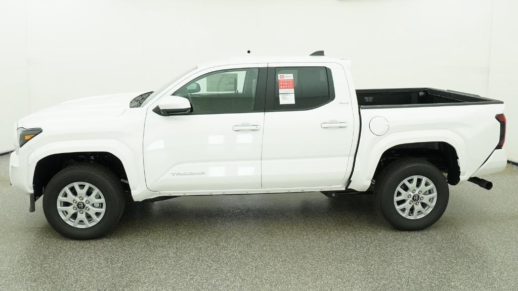 2026 Toyota Tacoma SR5 - Photo 16