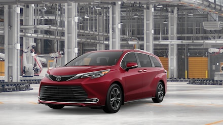 2026 Toyota Sienna Platinum Van Passenger Van
