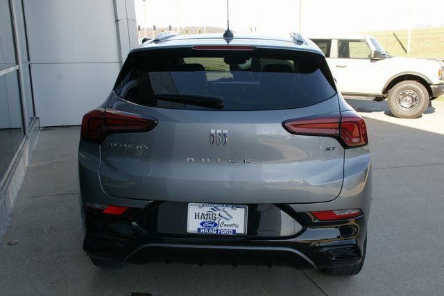 2024 Buick Encore GX Sport Touring - Photo 4