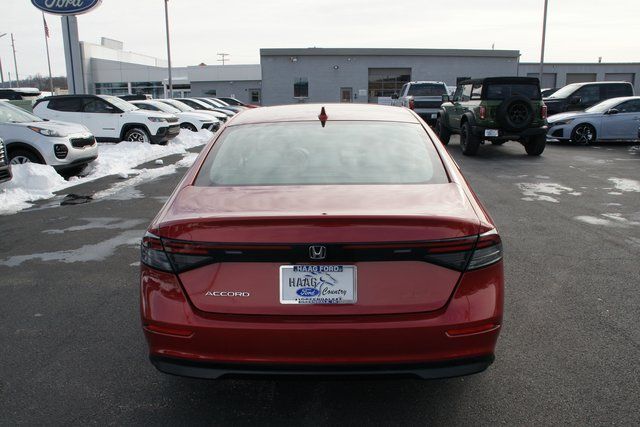 2023 Honda Accord EX - Photo 5