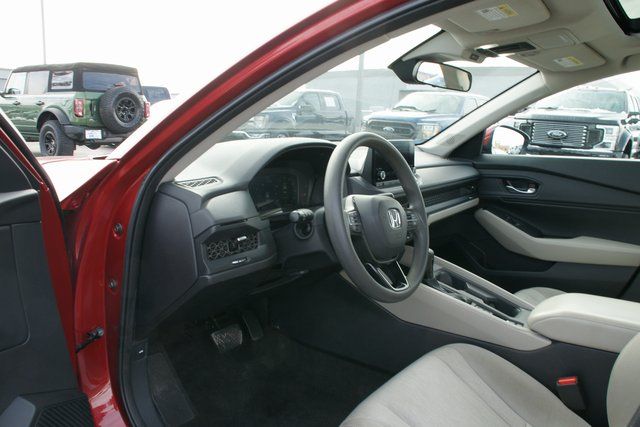 2023 Honda Accord EX - Photo 10