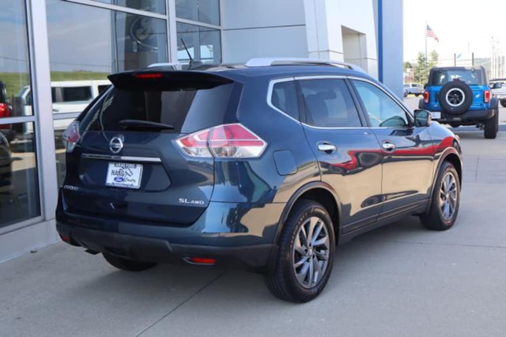 Used 2016 Nissan Rogue SL SUV