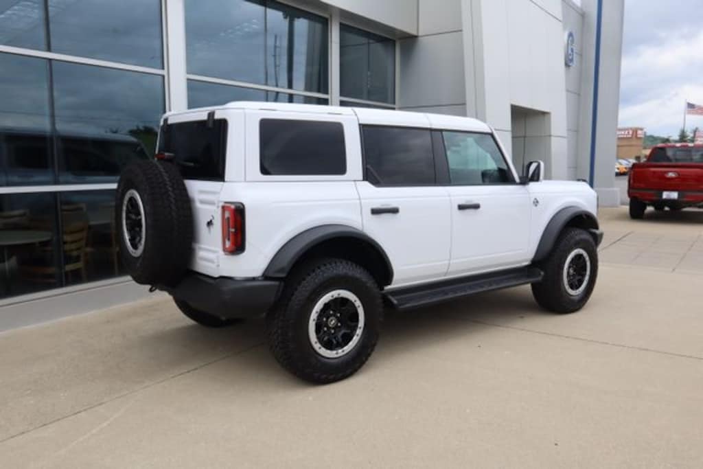 New 2026 Ford Bronco Outer Banks SUV