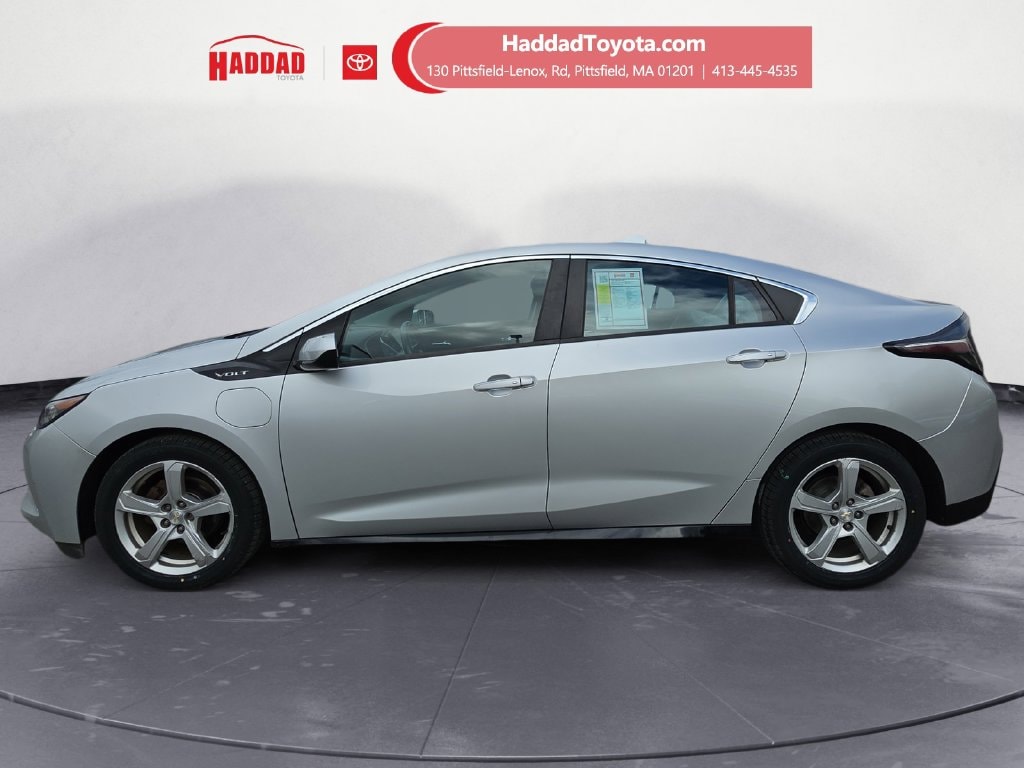 Used 2017 Chevrolet Volt LT with VIN 1G1RC6S57HU172999 for sale in Pittsfield, MA
