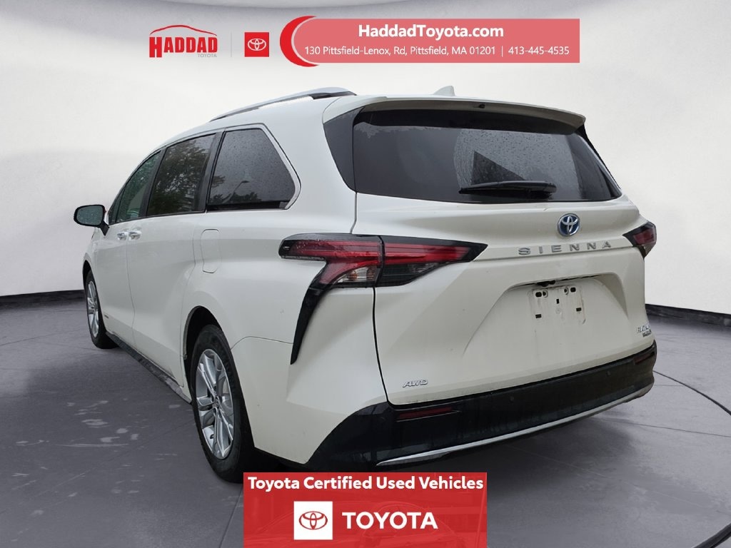 Certified 2021 Toyota Sienna Platinum Minivan/Van
