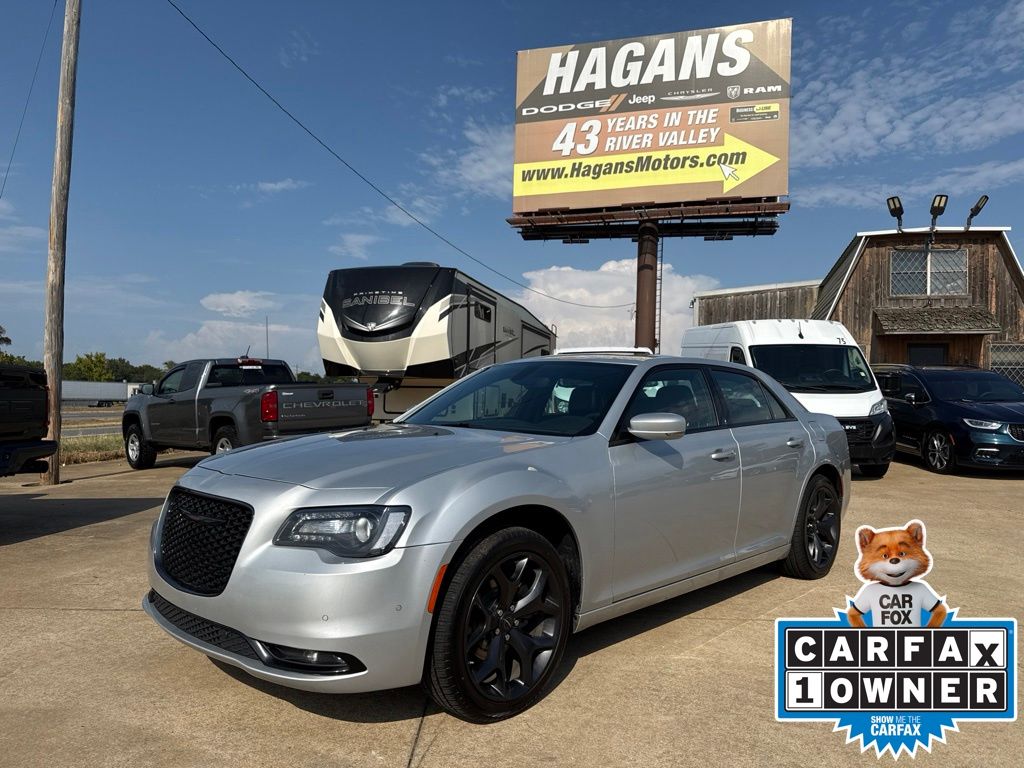 2023 Chrysler 300 S