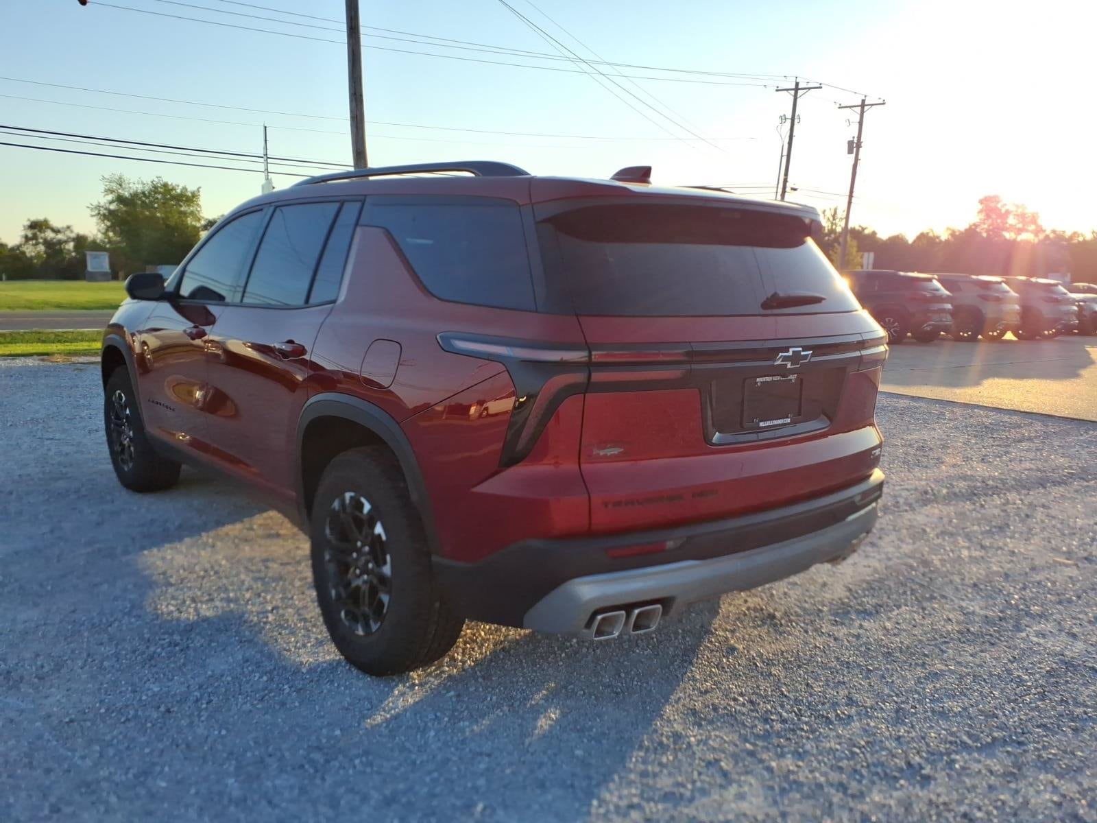 2027 Chevrolet Traverse Z71 - Photo 4