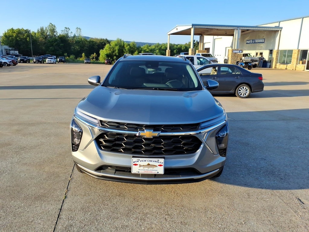 New 2026 Chevrolet Trax LT SUV
