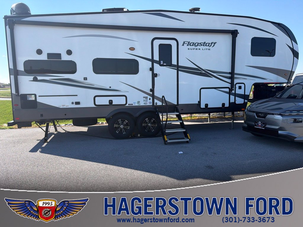 Used 2021 Flagstaff Ultralite