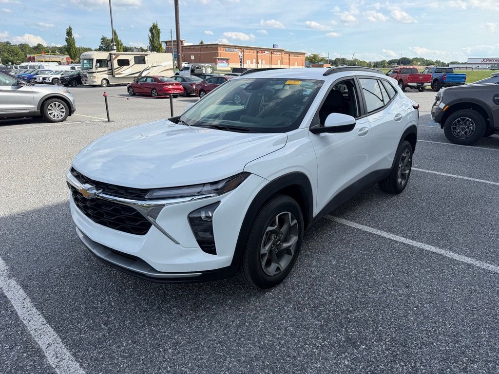 Certified 2025 Chevrolet Trax LT SUV