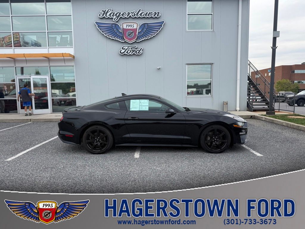 2020 Ford Mustang