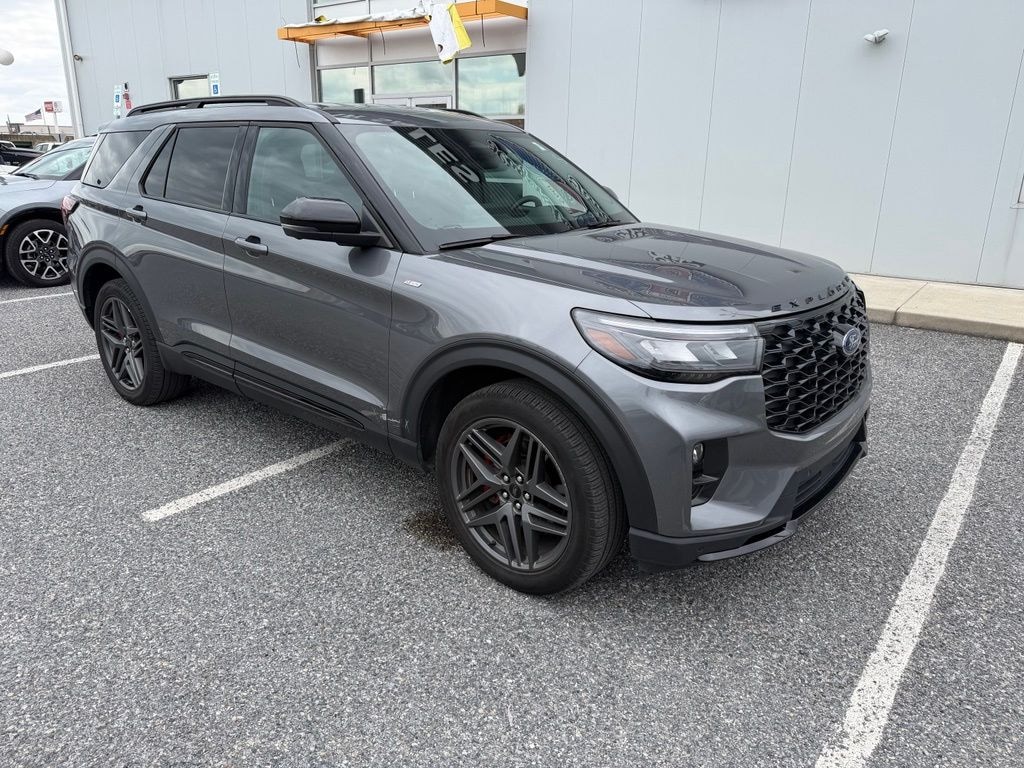 Certified 2025 Ford Explorer ST-Line SUV
