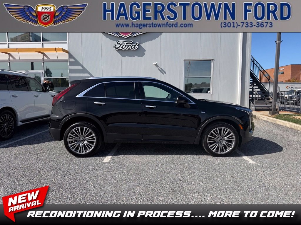 2024 Cadillac XT4 Premium Luxury