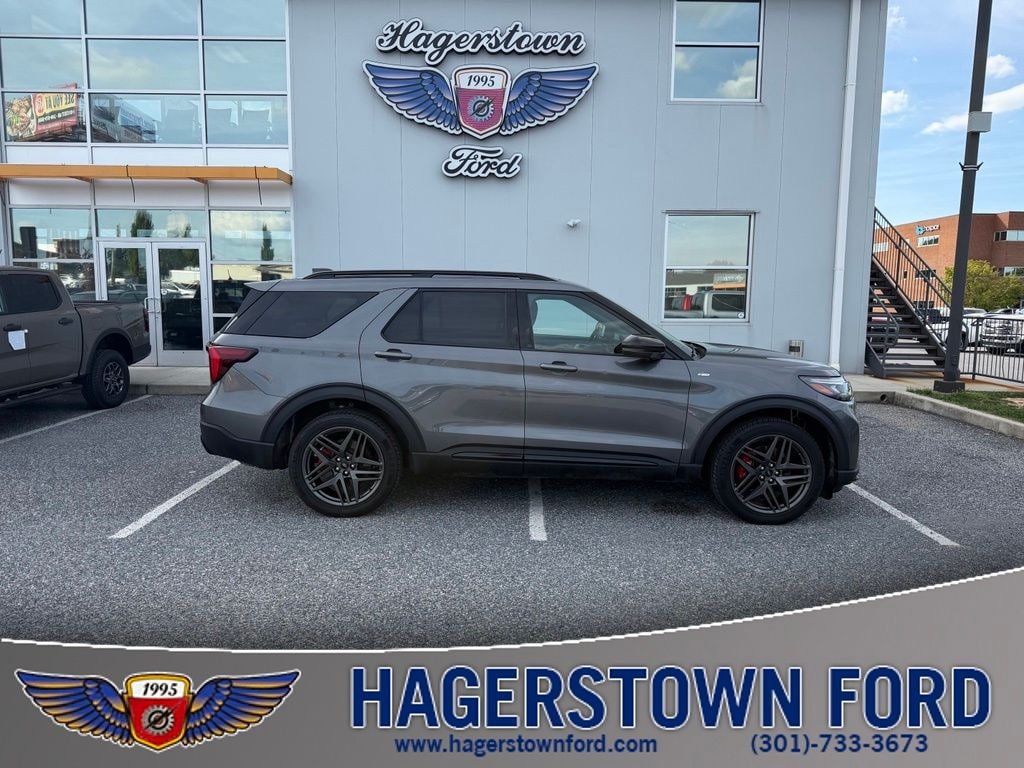Certified 2025 Ford Explorer ST-Line SUV