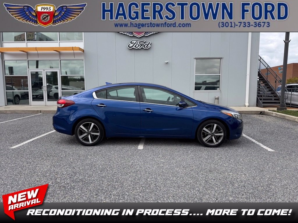 Used 2017 Kia Forte EX SEDAN