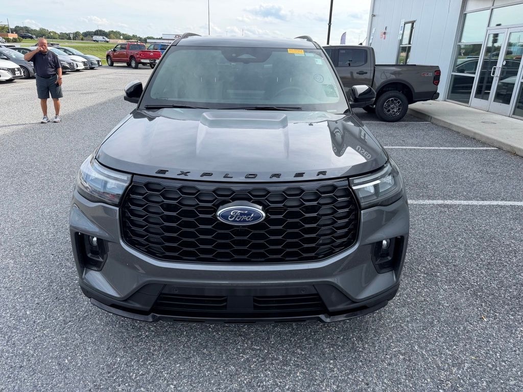 Certified 2025 Ford Explorer ST-Line SUV