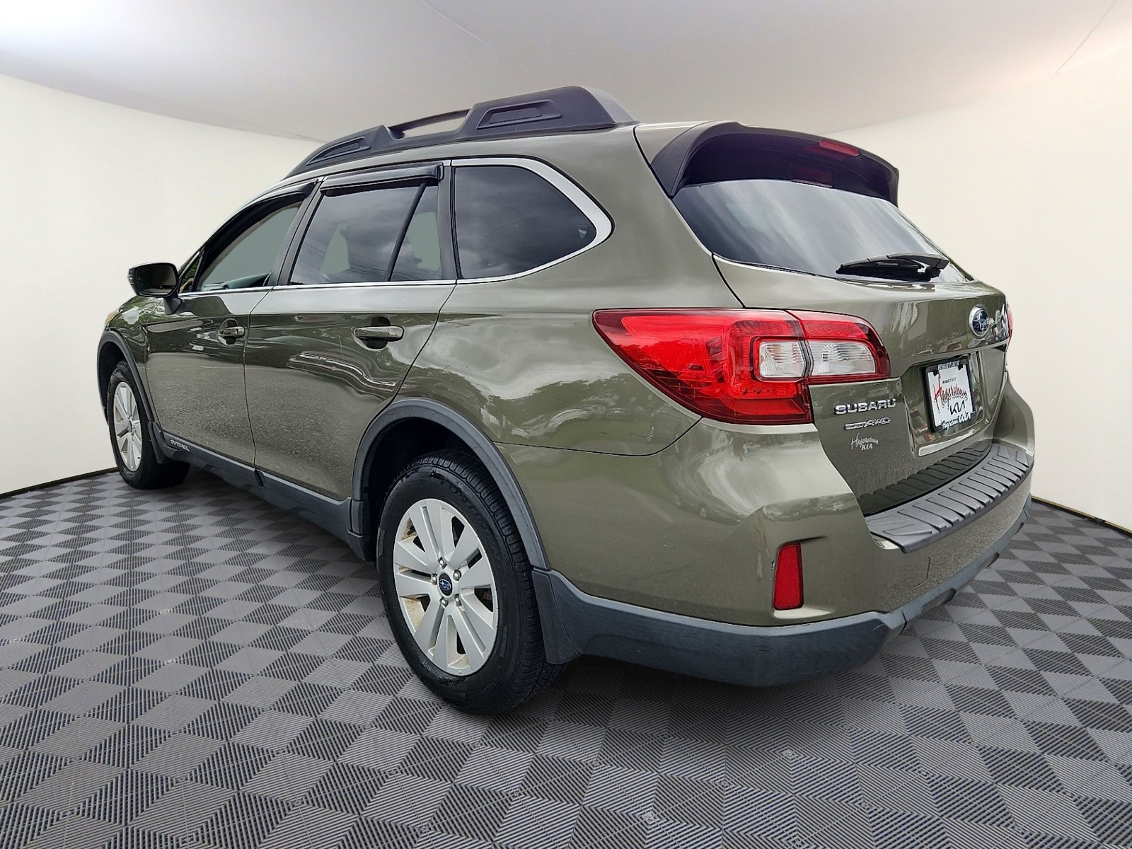 Used 2015 Subaru Outback 2.5i Premium SUV