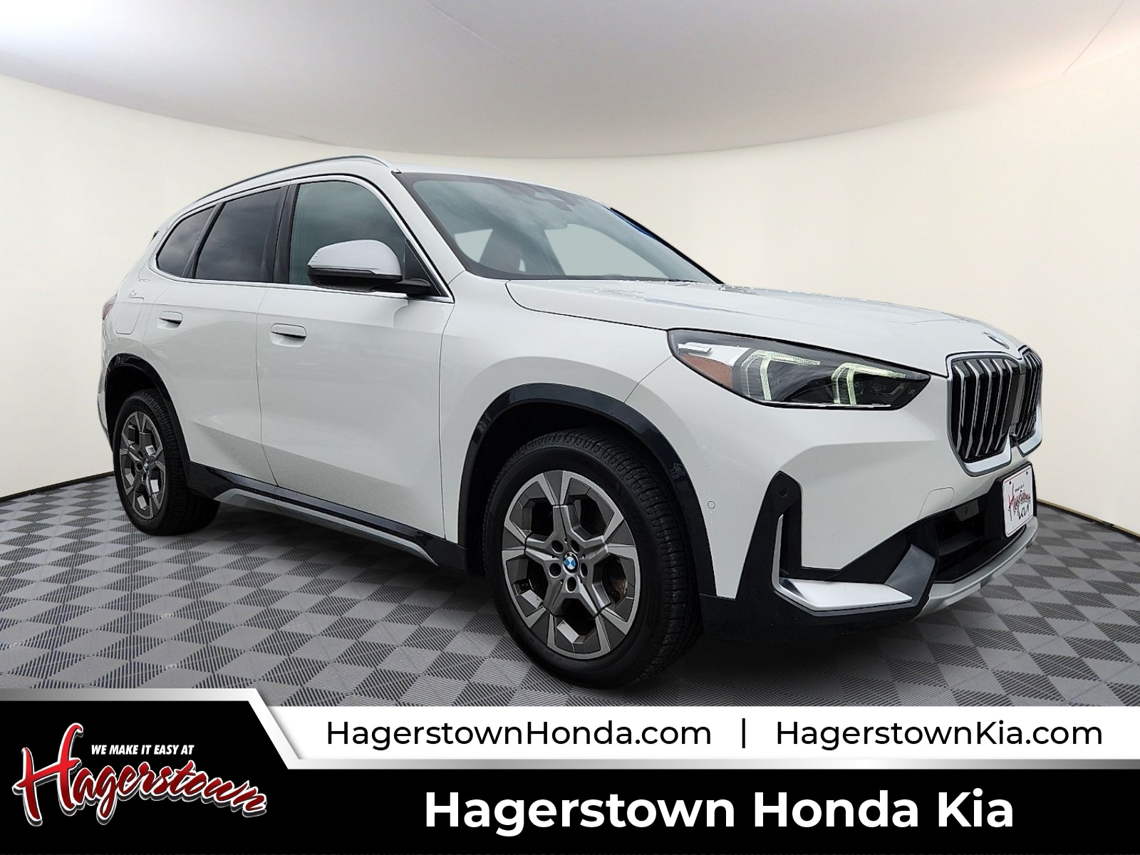2023 BMW X1