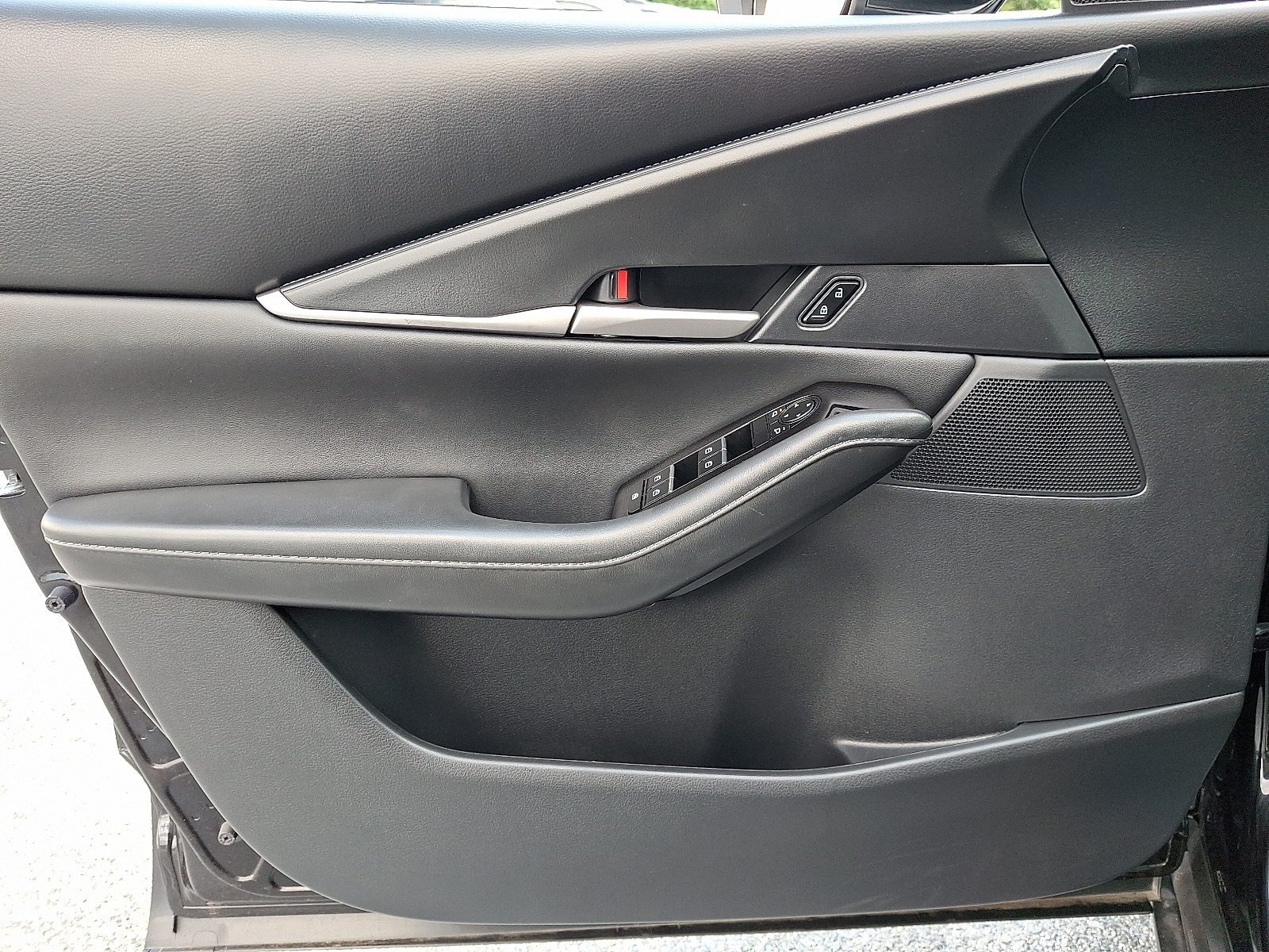 2025 Mazda CX-30 Select Sport - Photo 12