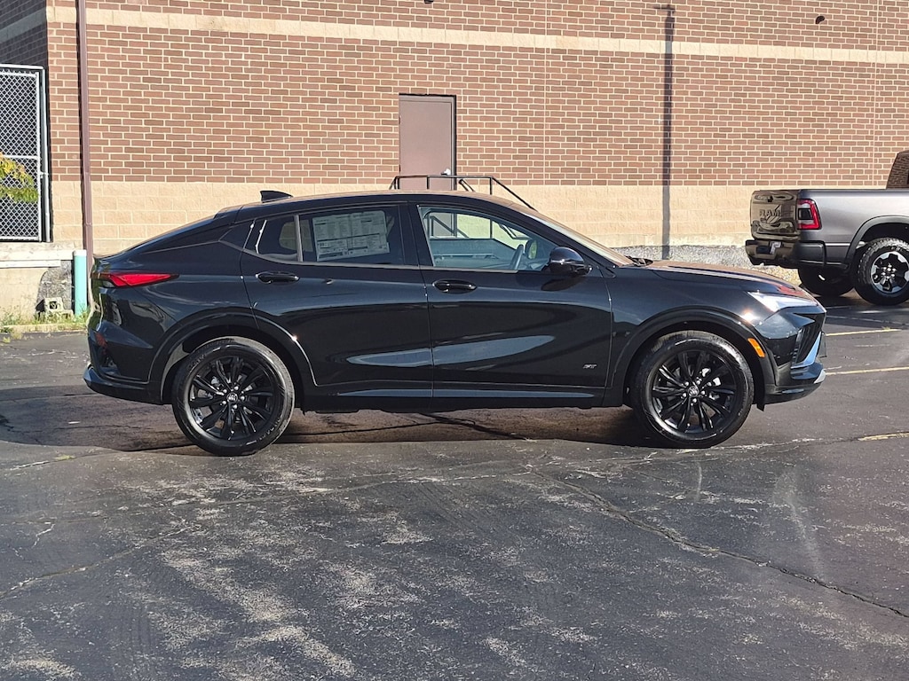 New 2026 Buick Envista Sport Touring SUV