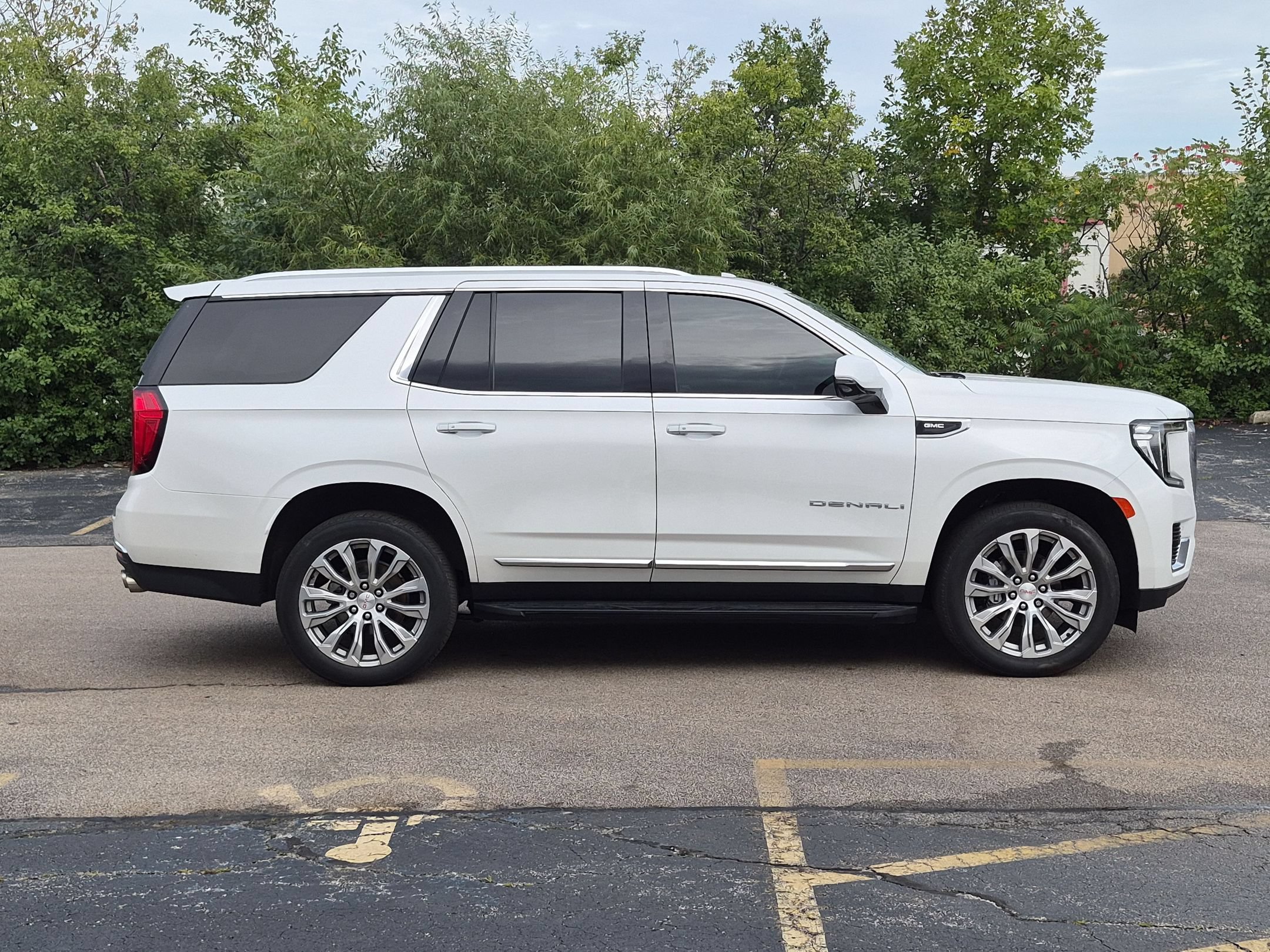 Used 2022 GMC Yukon Denali SUV