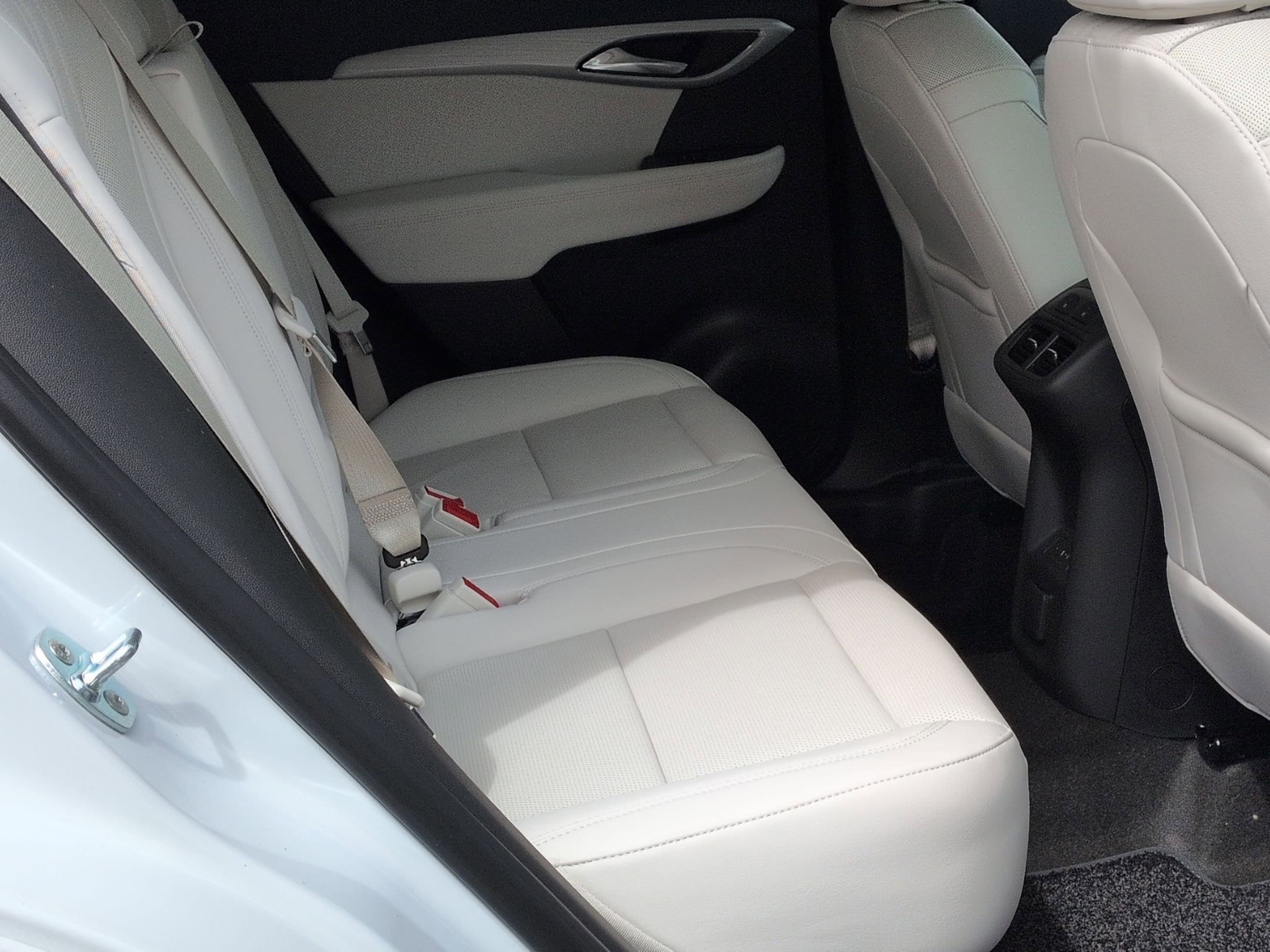 2026 Buick Envision Avenir - Photo 28