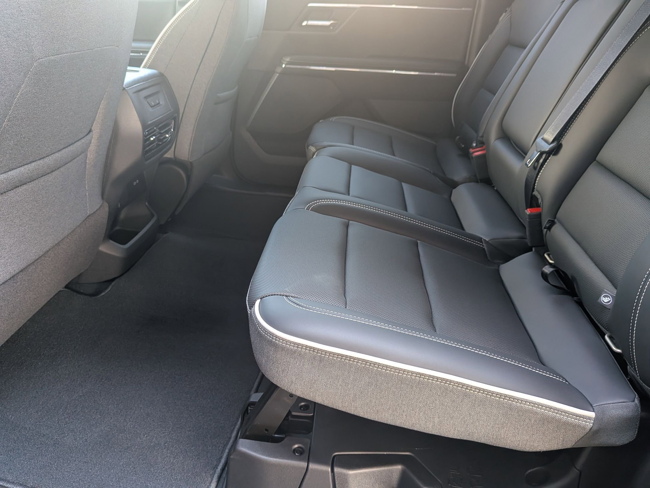 2026 GMC Sierra EV Elevation - Photo 22