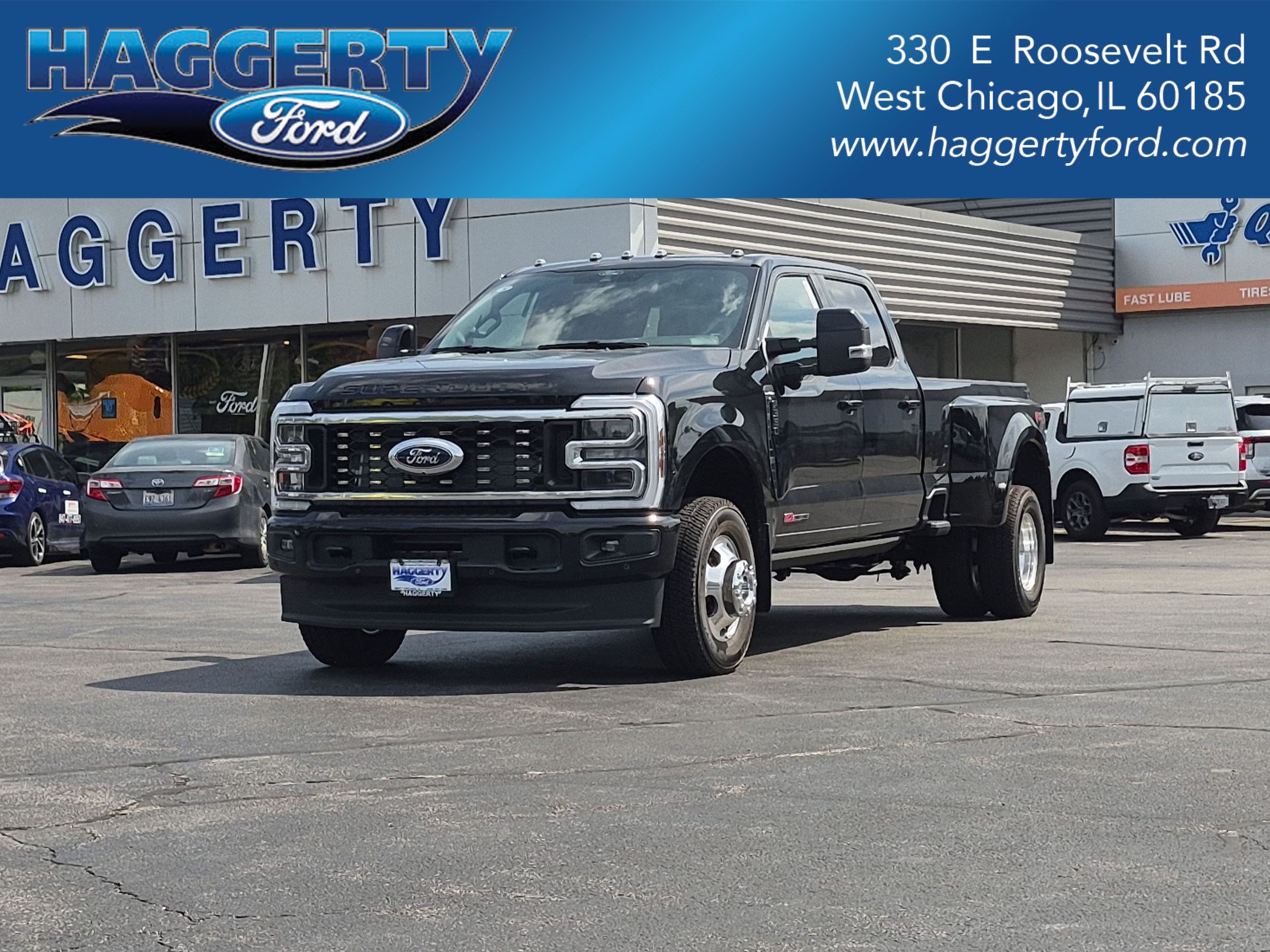 New 2026 Ford Super Duty F-350 DRW Platinum 4WD Crew Cab 8 Box Platinum 4WD Crew Cab 8 Box
