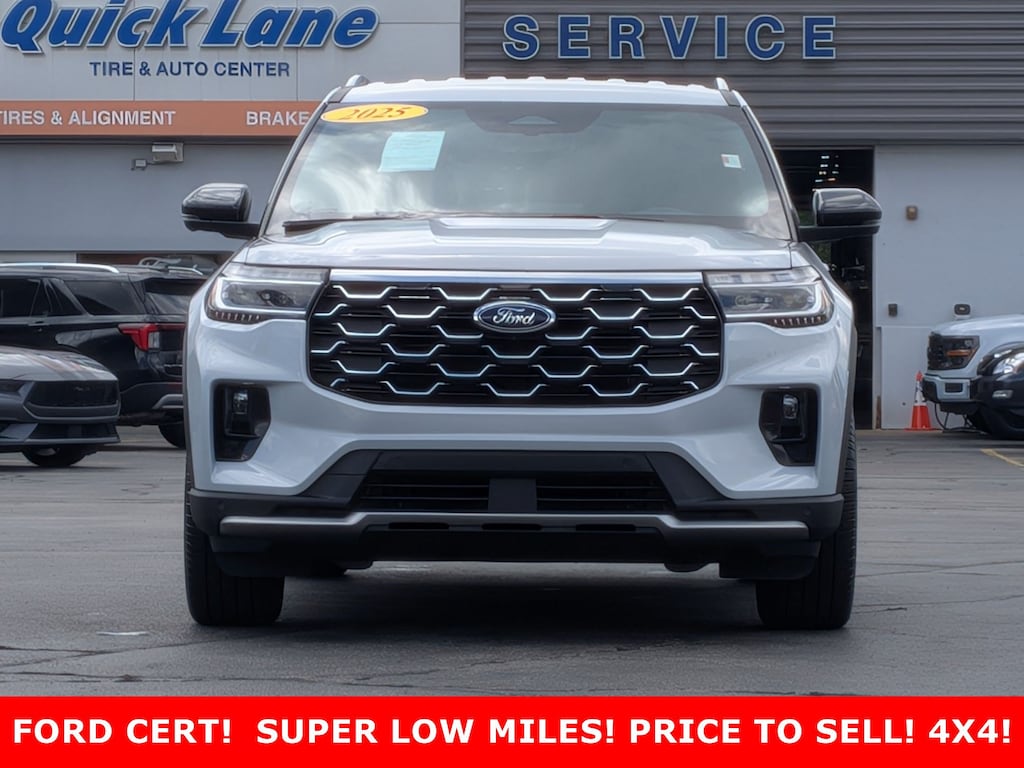 Certified 2026 Ford Explorer Platinum 4WD Platinum 4WD