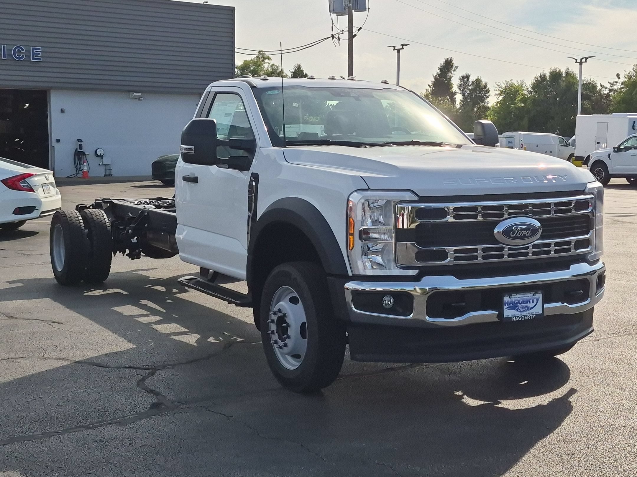 New 2026 Ford Super Duty F-550 DRW XL 2WD Reg Cab 205 WB 120 CA
