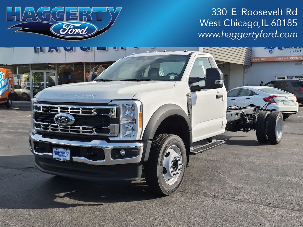 New 2026 Ford Super Duty F-550 DRW XL 2WD Reg Cab 205 WB 120 CA