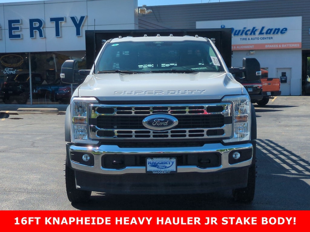 New 2026 Ford Super Duty F-550 DRW XL 2WD Reg Cab 205 WB 120 CA