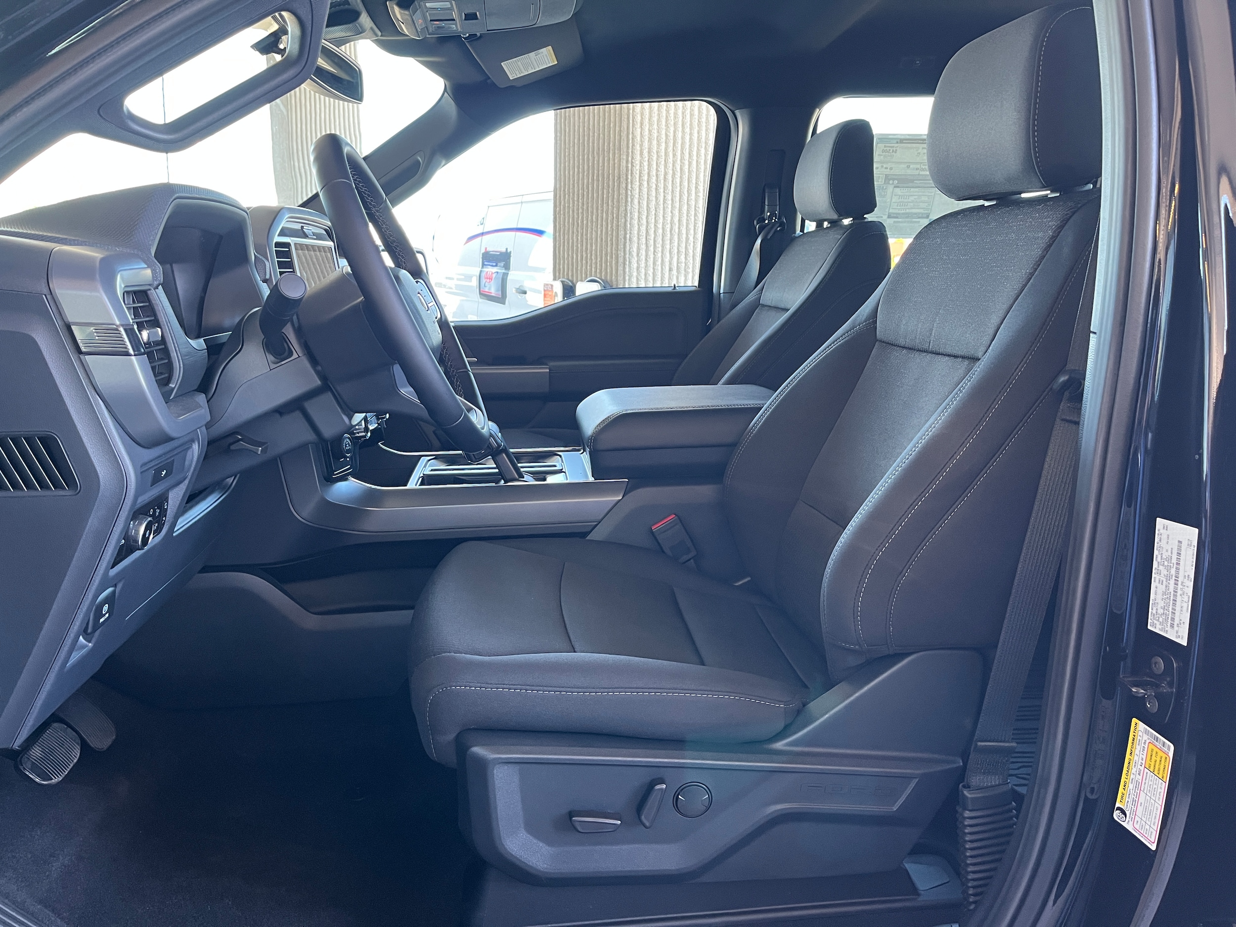2026 Ford F-150 XLT - Photo 7