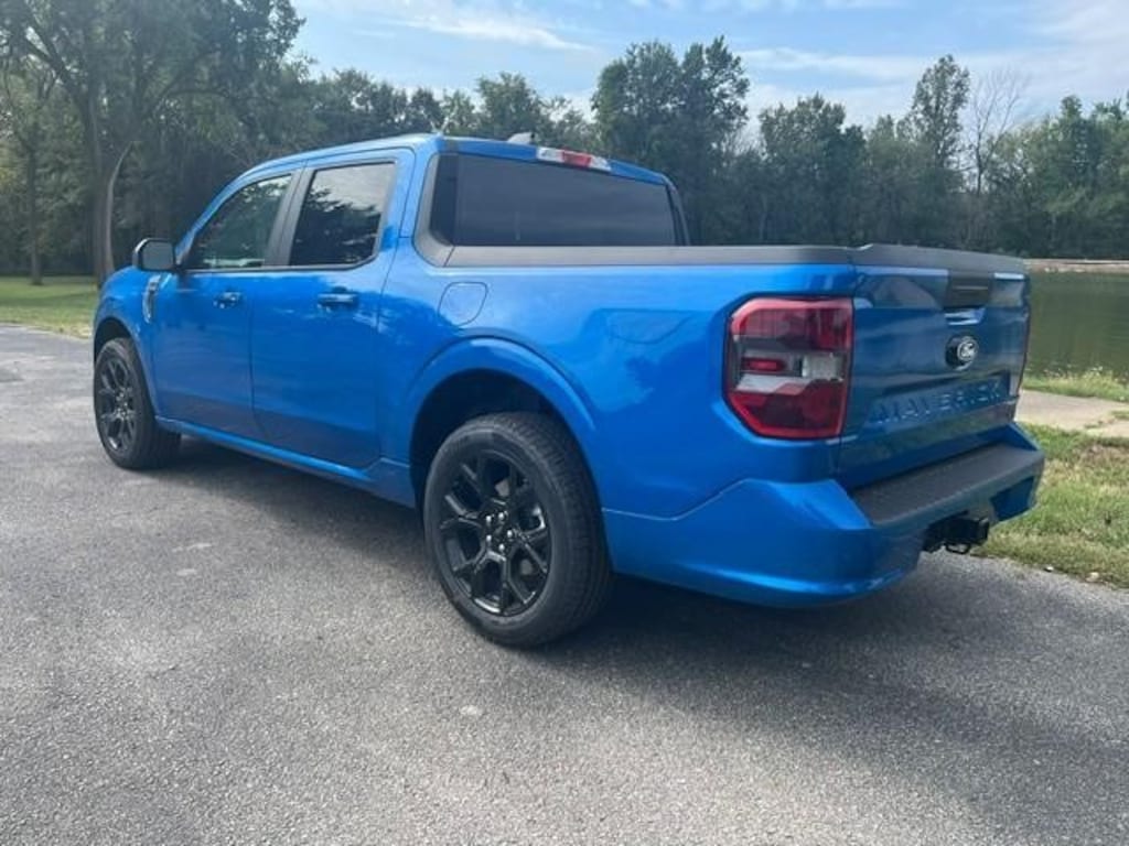 New 2026 Ford Maverick Lobo Standard Truck