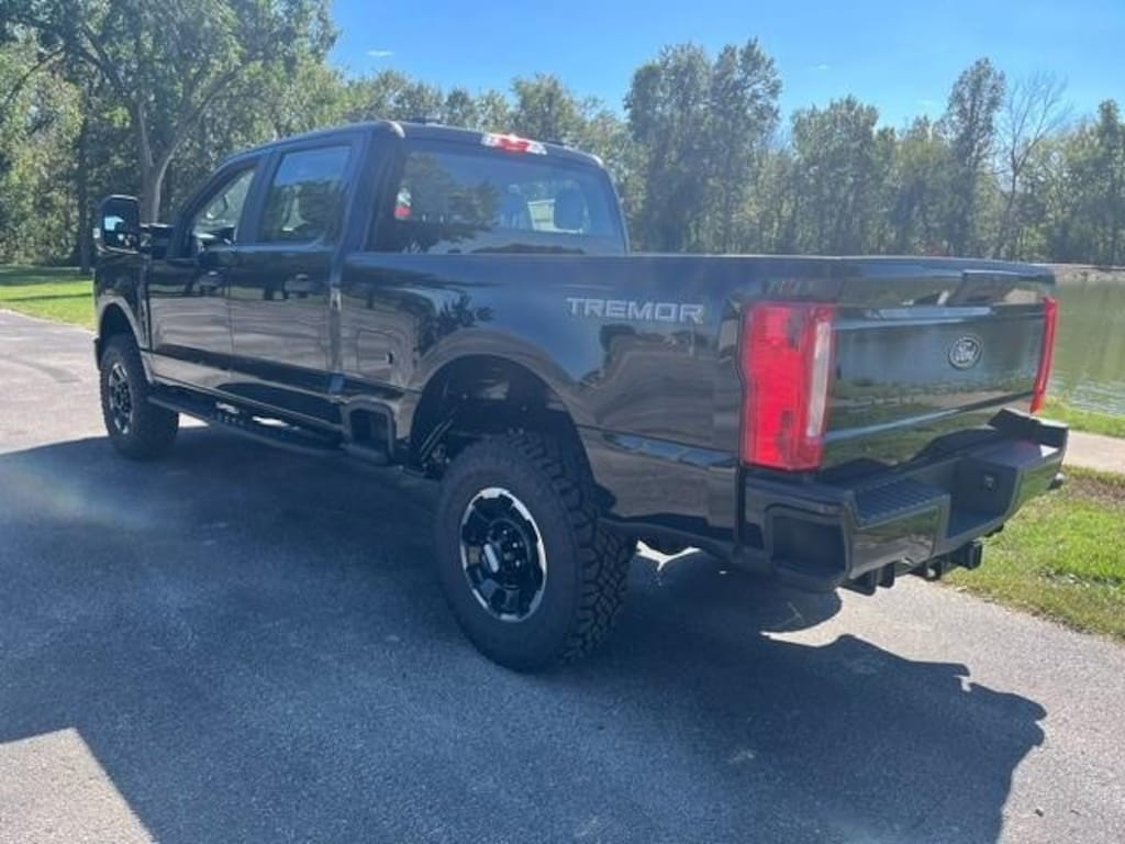 New 2027 Ford Super Duty F-250 SRW XL Truck