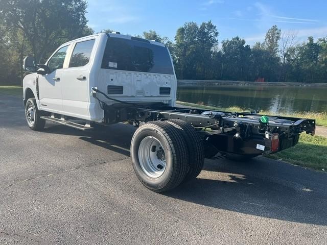New 2027 Ford Super Duty F-350 DRW XL Truck