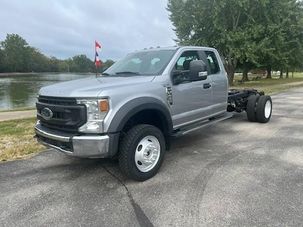 2022 Ford Super Duty F-450 DRW XL Truck
