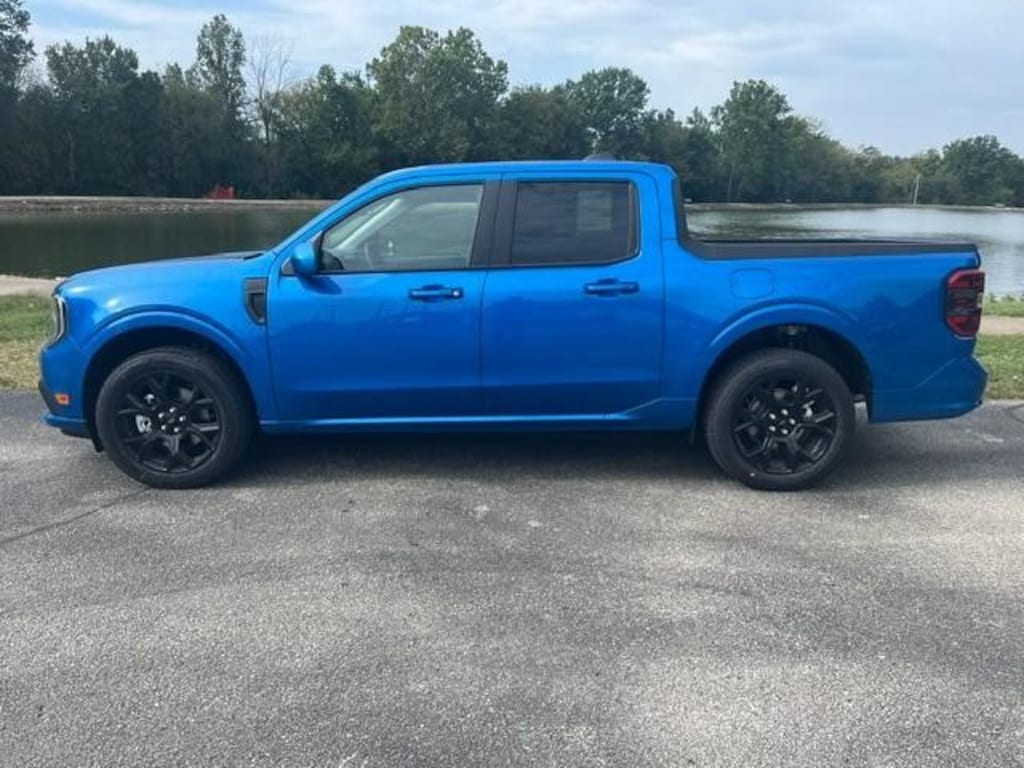 New 2026 Ford Maverick Lobo Standard Truck
