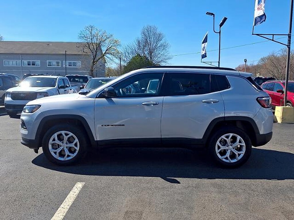 Certified 2024 Jeep Compass Latitude 4x4 SUV