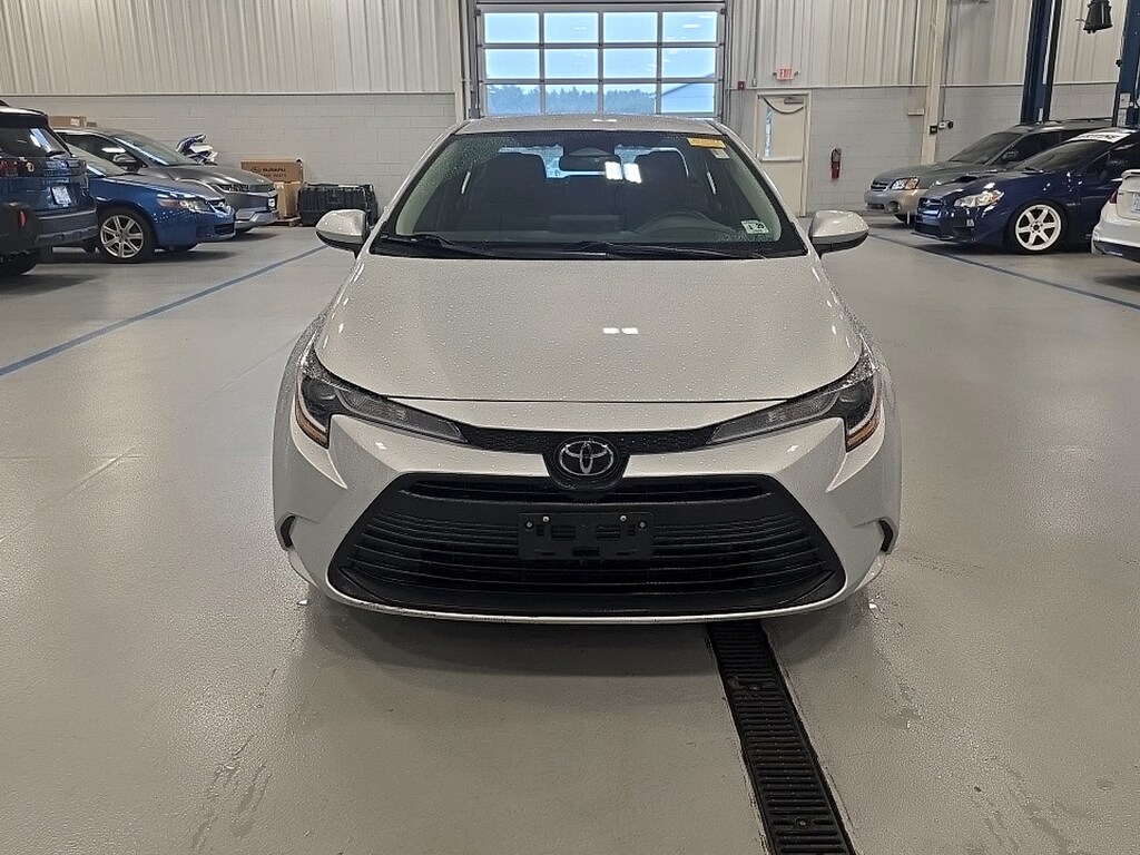 Used 2024 Toyota Corolla LE