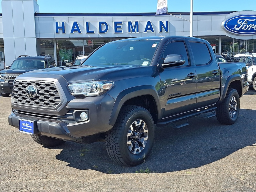 Certified 2022 Toyota Tacoma TRD Off-Road Truck